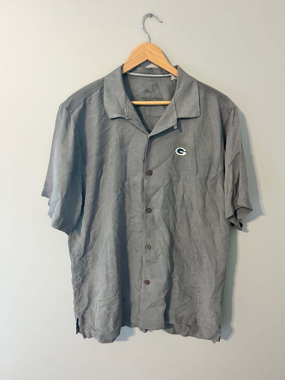 Tommy Bahama, 100% Silk Green Bay Packer Embroidered Camp Shirt,NFL,Game Day,L